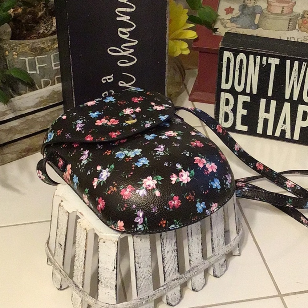 Vegan Est 2005 Multicolored Floral Mini Crossbody - Picture 7 of 7